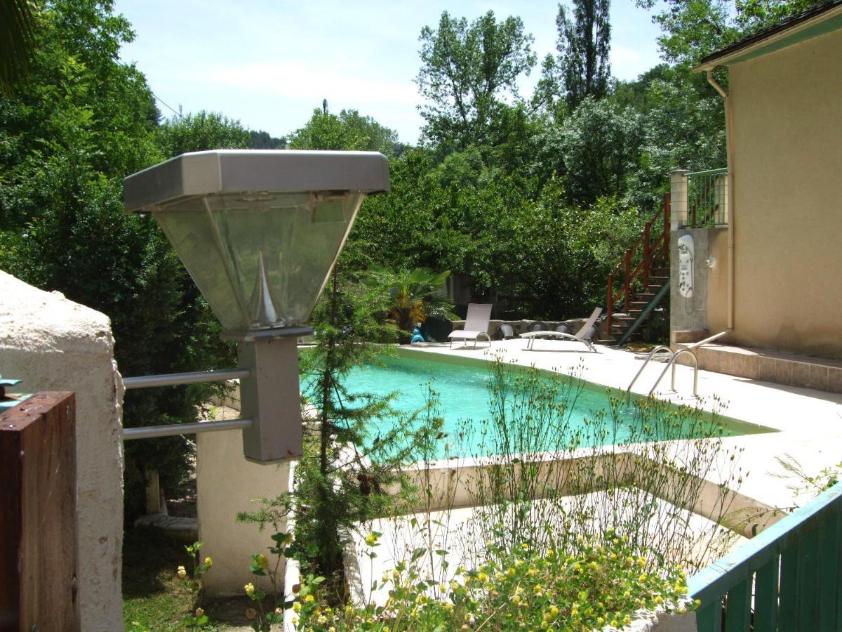 Les Gites Du Moulin D Olt Ла-Канург Экстерьер фото