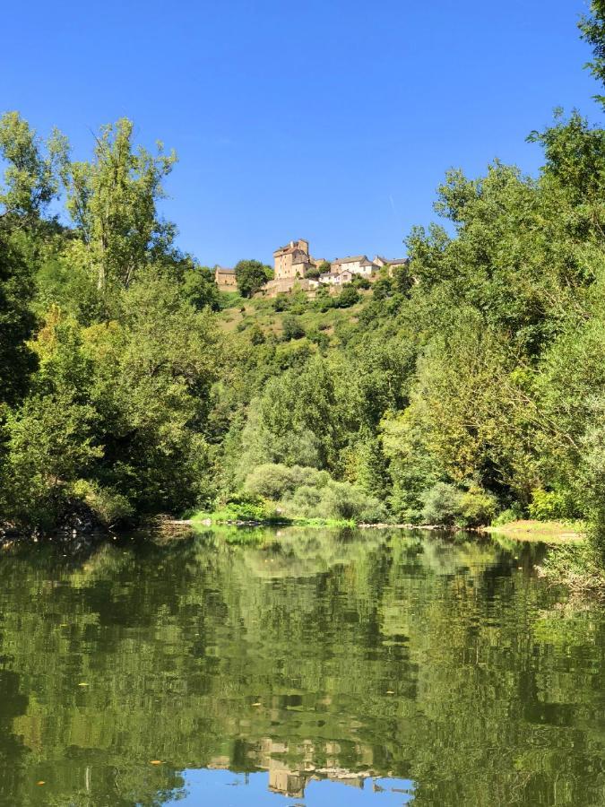 Les Gites Du Moulin D Olt Ла-Канург Экстерьер фото